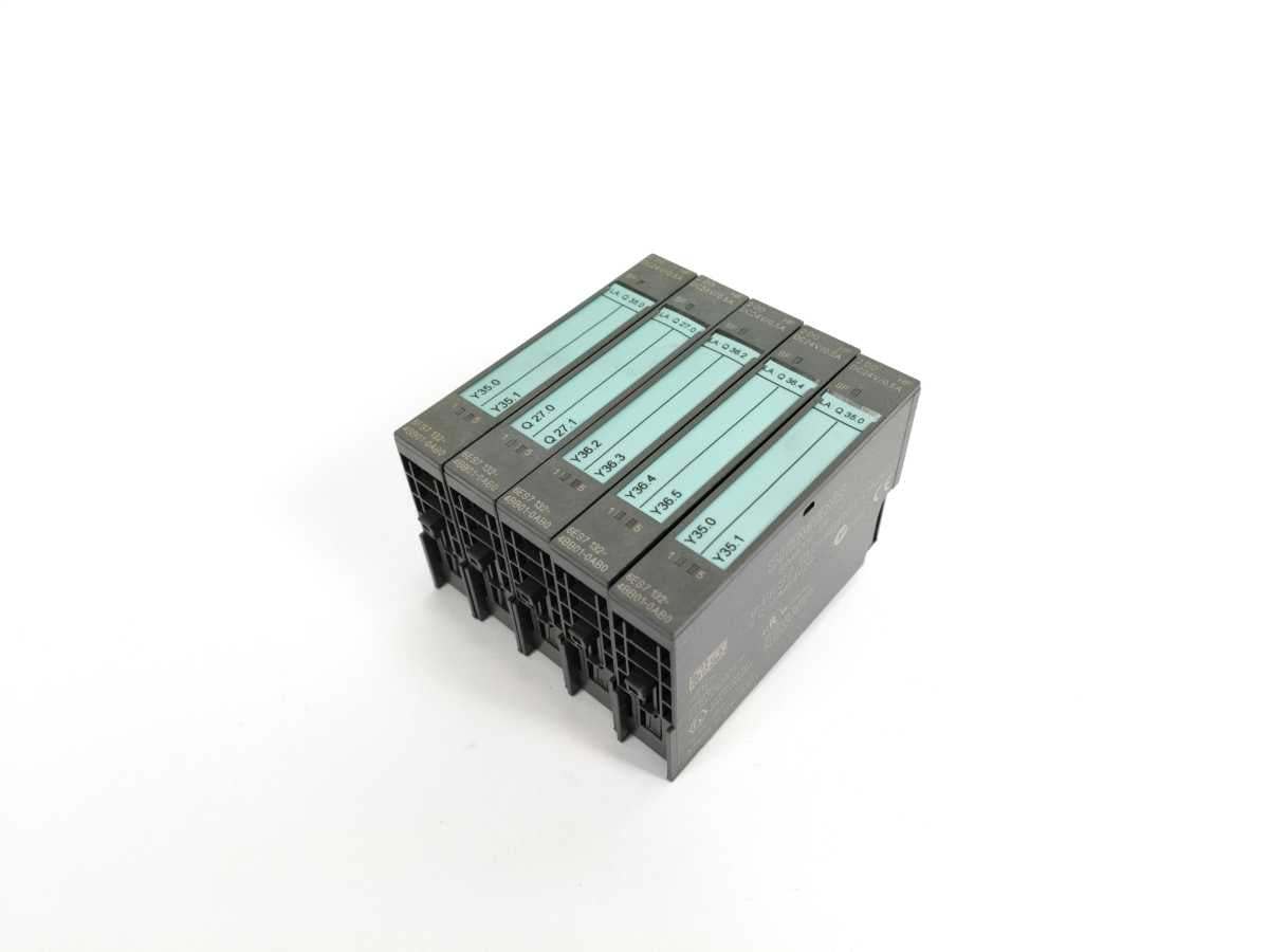 Siemens 6ES7132-4BB01-0AB0 Digital Output Module Pack of 5 Pieces