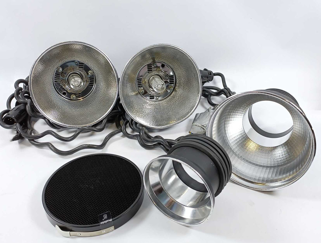 Profoto 220-110V Photography Light: Batch 2pcs + Accessories