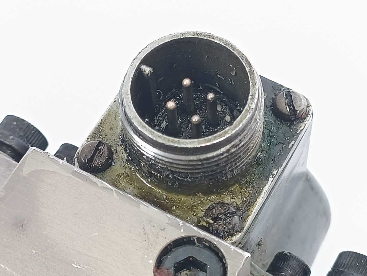 Moog 76-102 Series 76 Control Servo Valves