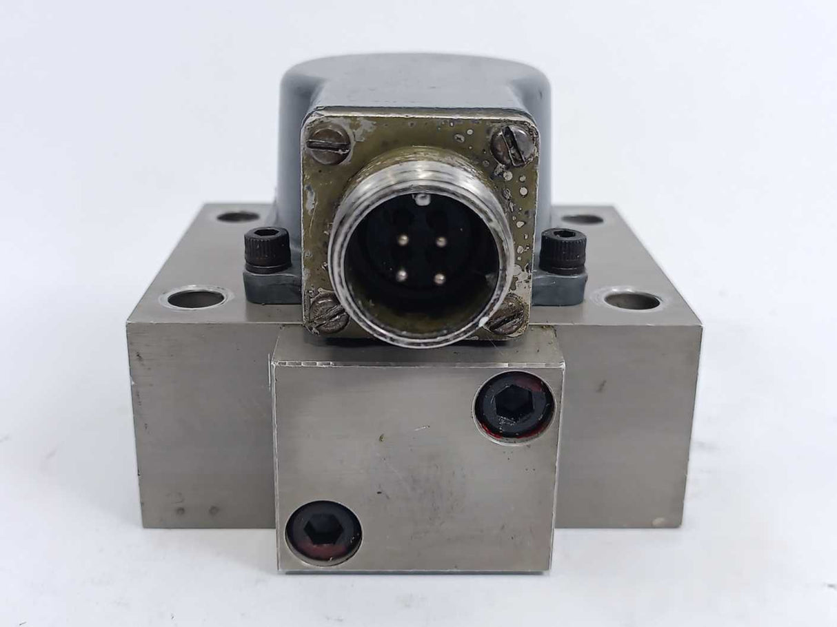 Star Hydraulics E076-102 Electro-Hydraulic Servo Valve