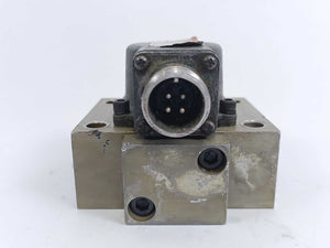 Moog 76-101 Flow Control Servovalve