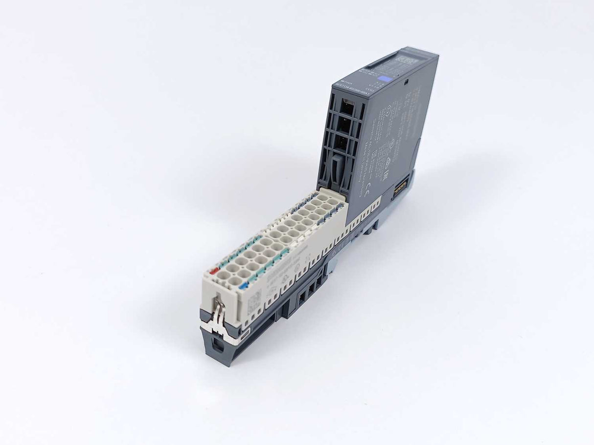 Siemens 6ES7134-6GD00-0BA1 Analog Input Module w/ 6ES7193-6BP20-0DA0