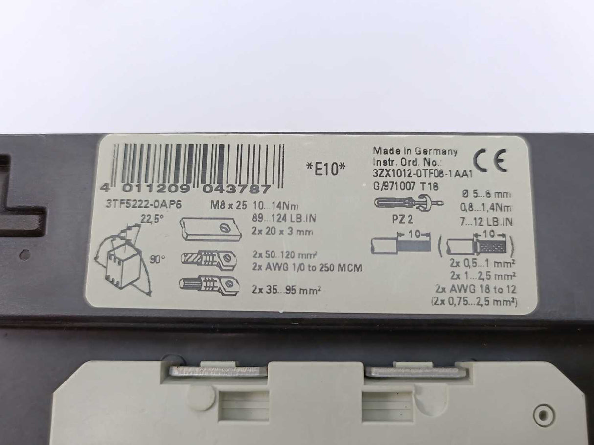 Siemens 3TF5222-0AP6 Contactor w/ 240V 60Hz/220V 50Hz Coil