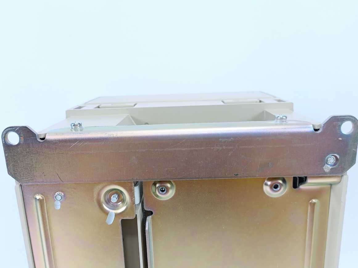 YASKAWA CIMR-P7U27P5 P7 Drive 12kVA 31A