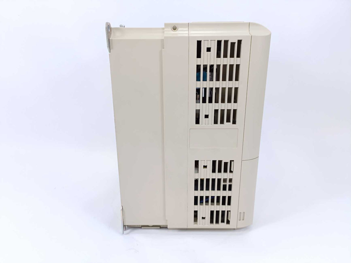 YASKAWA CIMR-P7U27P5 P7 Drive 12kVA 31A