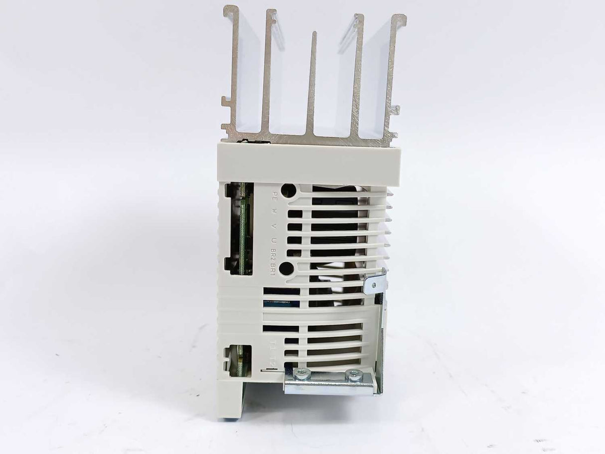 LENZE E82EV371K2C 00490461, 8200 Vector, Ver:3B35