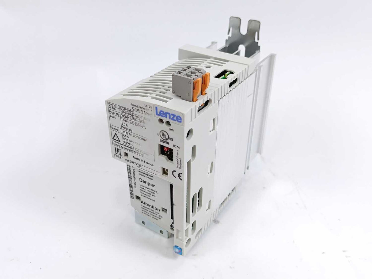 LENZE E82EV371K2C 13564190, 8200 Vector, Ver:5B39