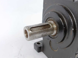 LENZE GST05-2SVBR071C13 Gearbox i=4.053, 33Nm, 185Hz