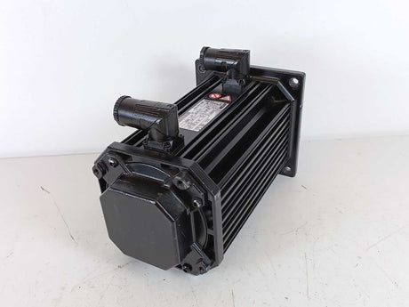 LENZE MDSKSRS071-13 Servo Motor 325V, 8.3Nm, 185Hz