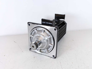 LENZE MDSKSRS056-33 Servo Motor 325V, 4.2Nm, 200Hz, 4000r/min