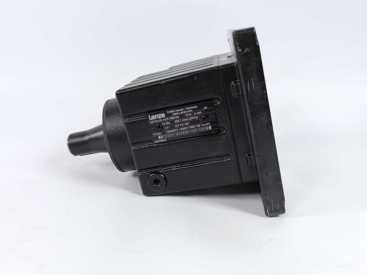 LENZE GST04-2SVCR056C33 Gearbox i=5.850, 24Nm, 200Hz, 683,7 r/min