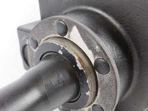 LENZE GST04-2SVCR056C33 Gearbox i=5.850, 24Nm, 200Hz, 683,7 r/min