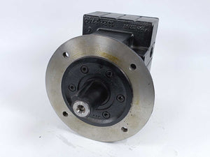 LENZE GST04-2SVCR056C33 Gearbox i=5.850, 24Nm, 200Hz, 683,7 r/min