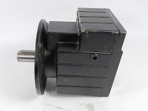 LENZE GST04-2SVCR056C33 Gearbox i=5.850, 24Nm, 200Hz, 683,7 r/min