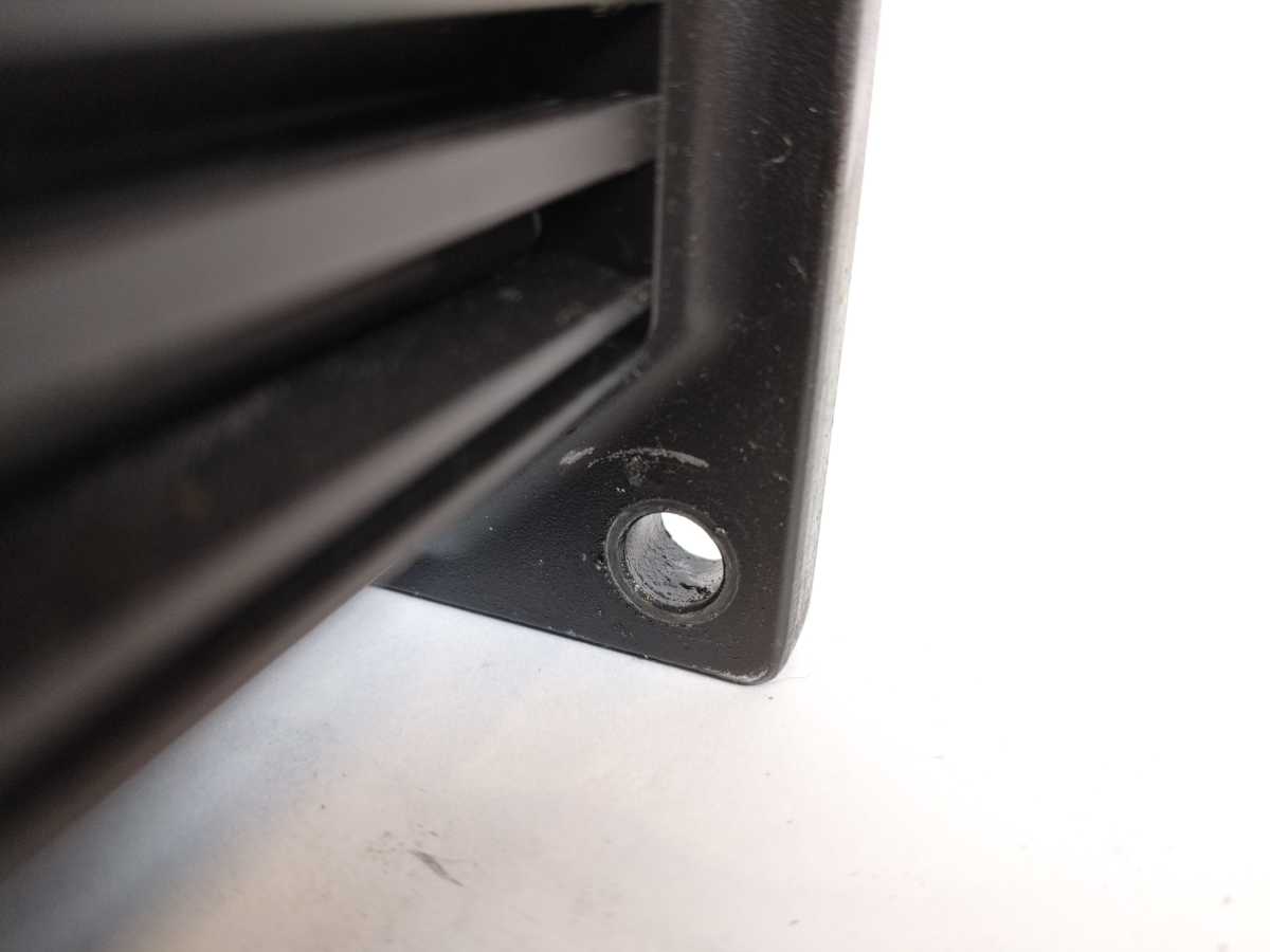 LENZE MDSKSBS071-13 15003607 Servo Motor, 325V, 8.3Nm, 185Hz, 3700 1/min