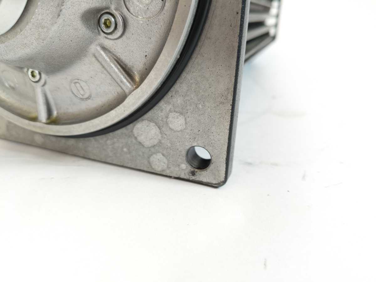 LENZE MDSKSBS071-13 15003607 Servo Motor, 325V, 8.3Nm, 185Hz, 3700 1/min