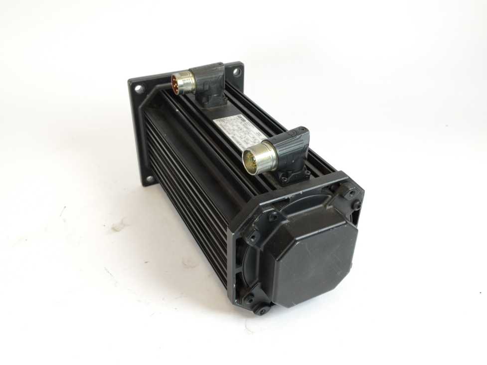 LENZE MDSKSBS071-13 15003607 Servo Motor, 325V, 8.3Nm, 185Hz, 3700 1/min