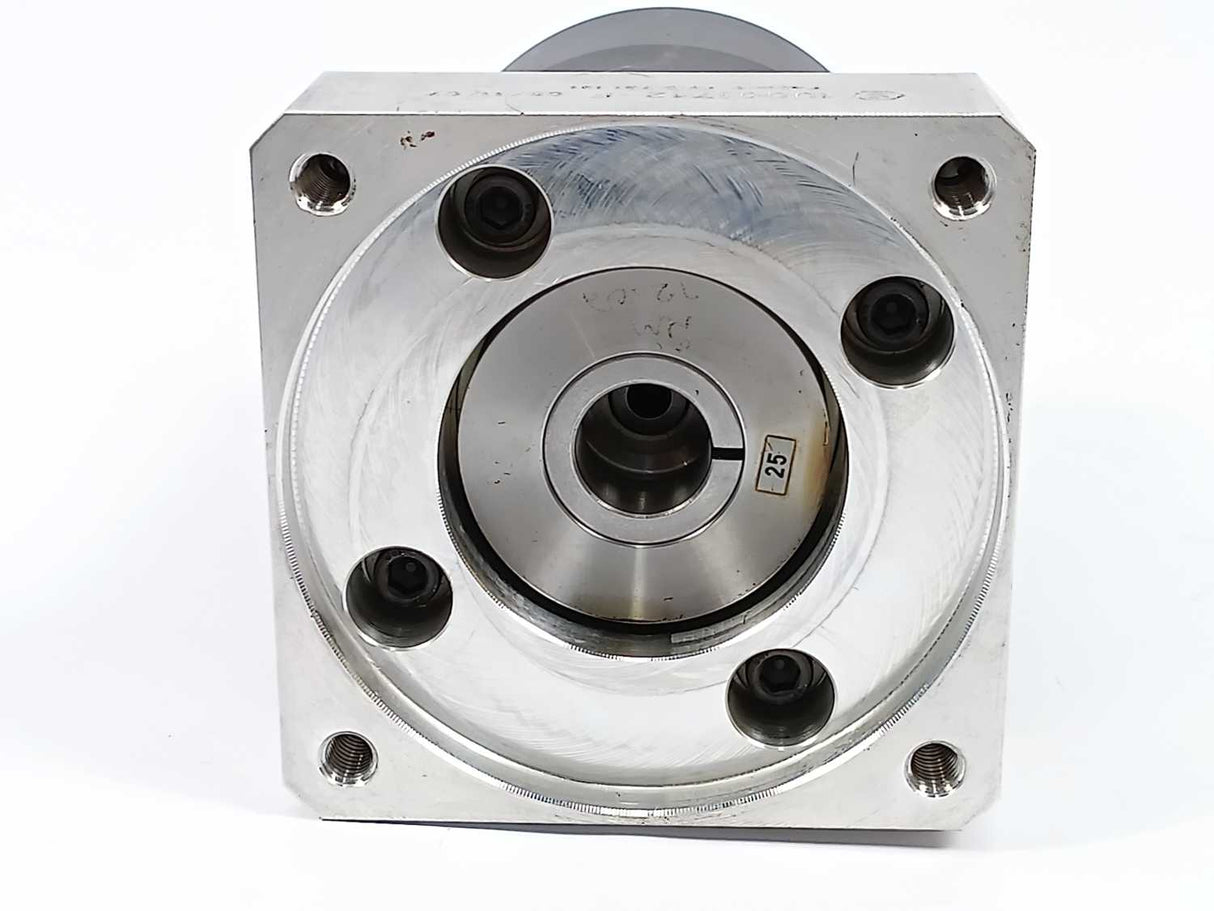 Alpha getriebe LP090-M02-25-111-000 Servo Motor