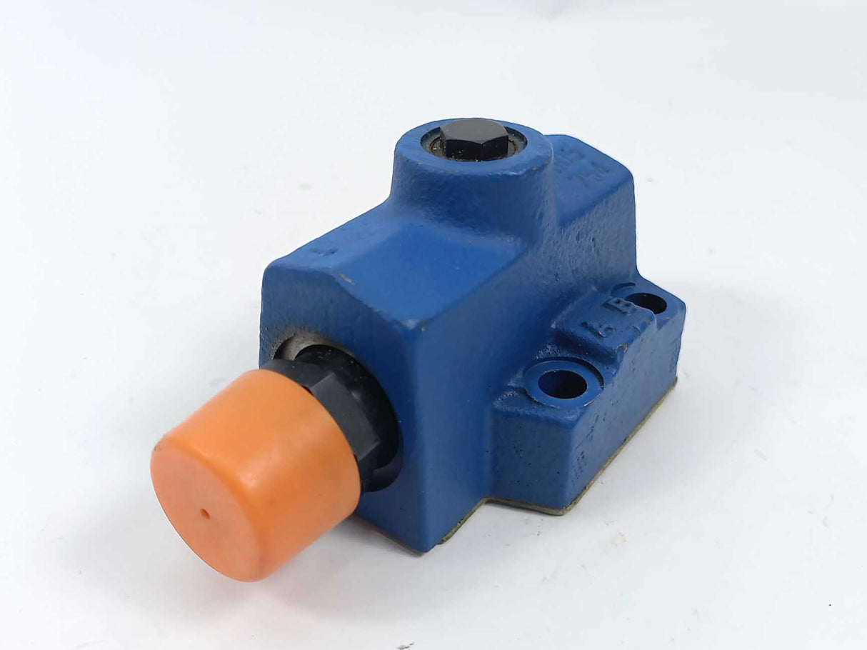 Rexroth R900413543 DR 10-5-45/315YM Pressure Reducing Valve