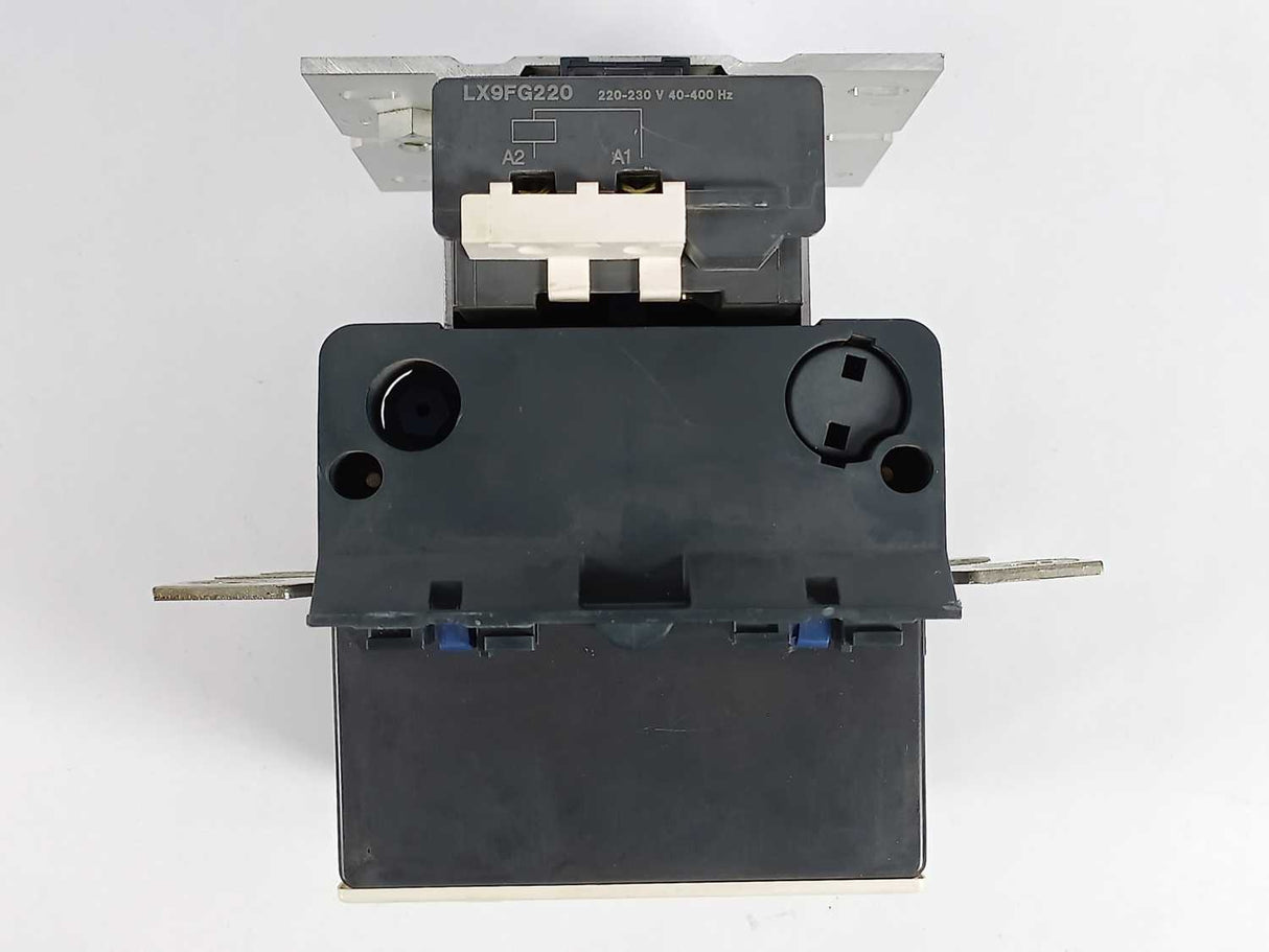 Schneider Electric LC1F225 Contactor with LX9FG220