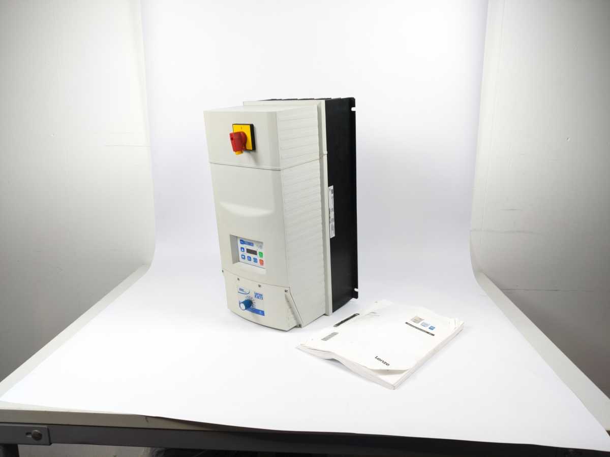 LENZE ESV223N04TMD-BT 400/480VAC, 50-60Hz, 52/45A Frequency Inverter Drive