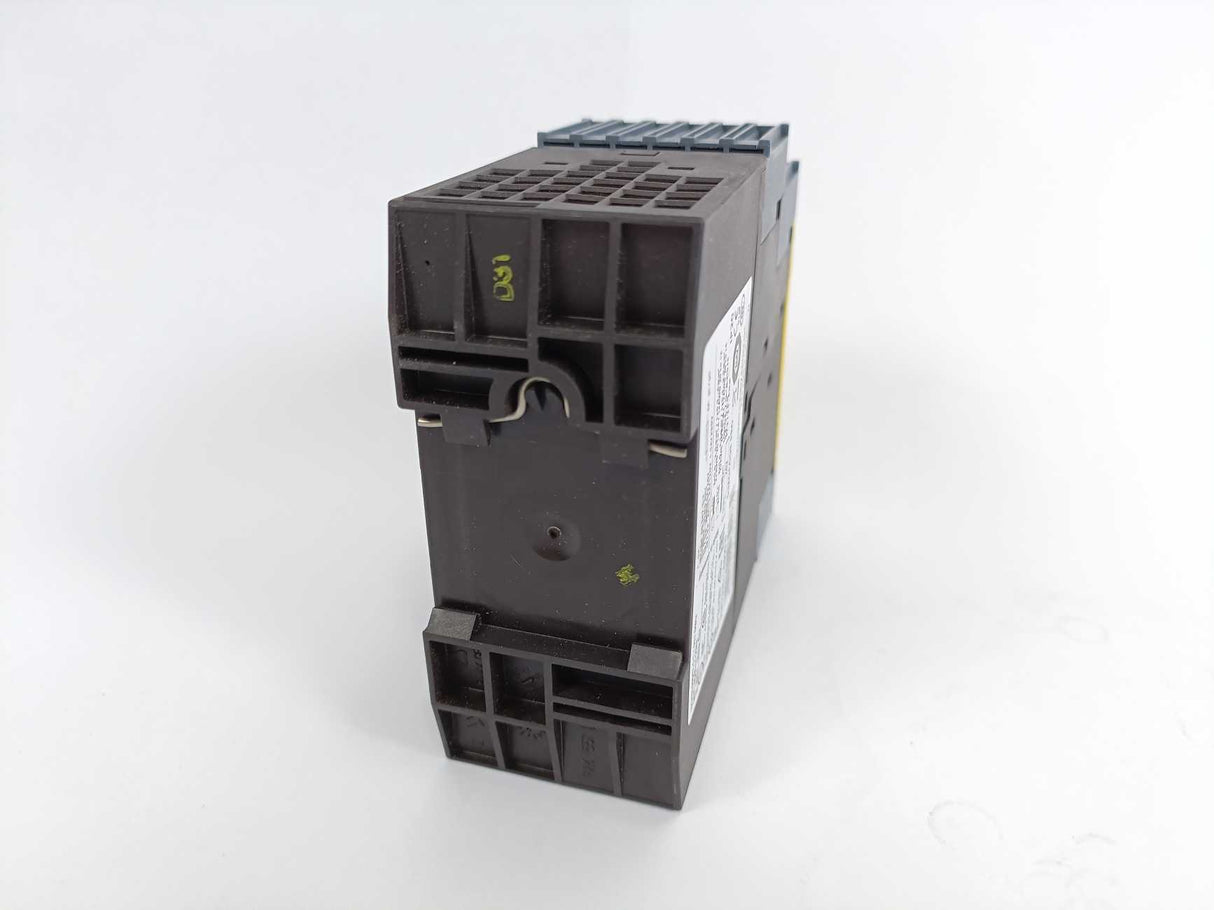 Siemens 3UF7330-1AB00-0 Fail-safe Digital Module