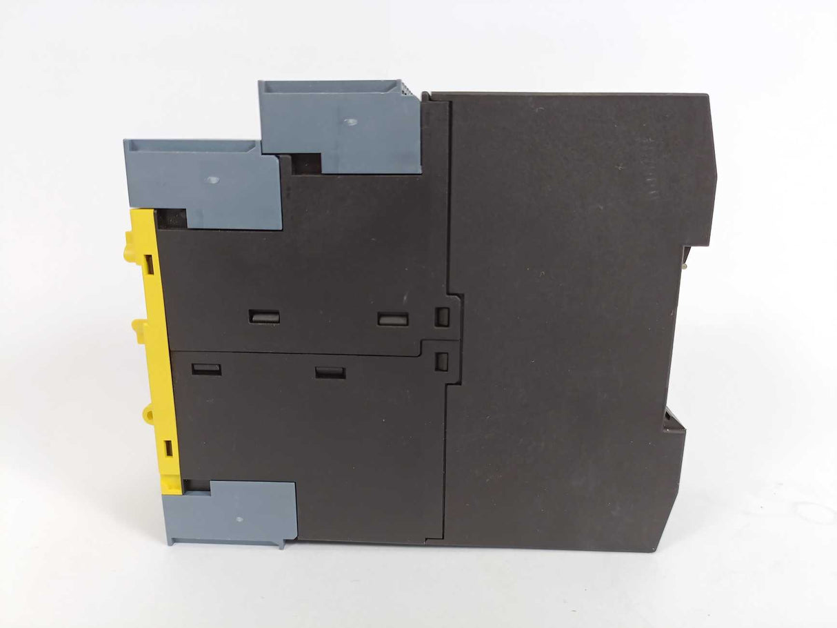 Siemens 3UF7330-1AB00-0 Fail-safe Digital Module