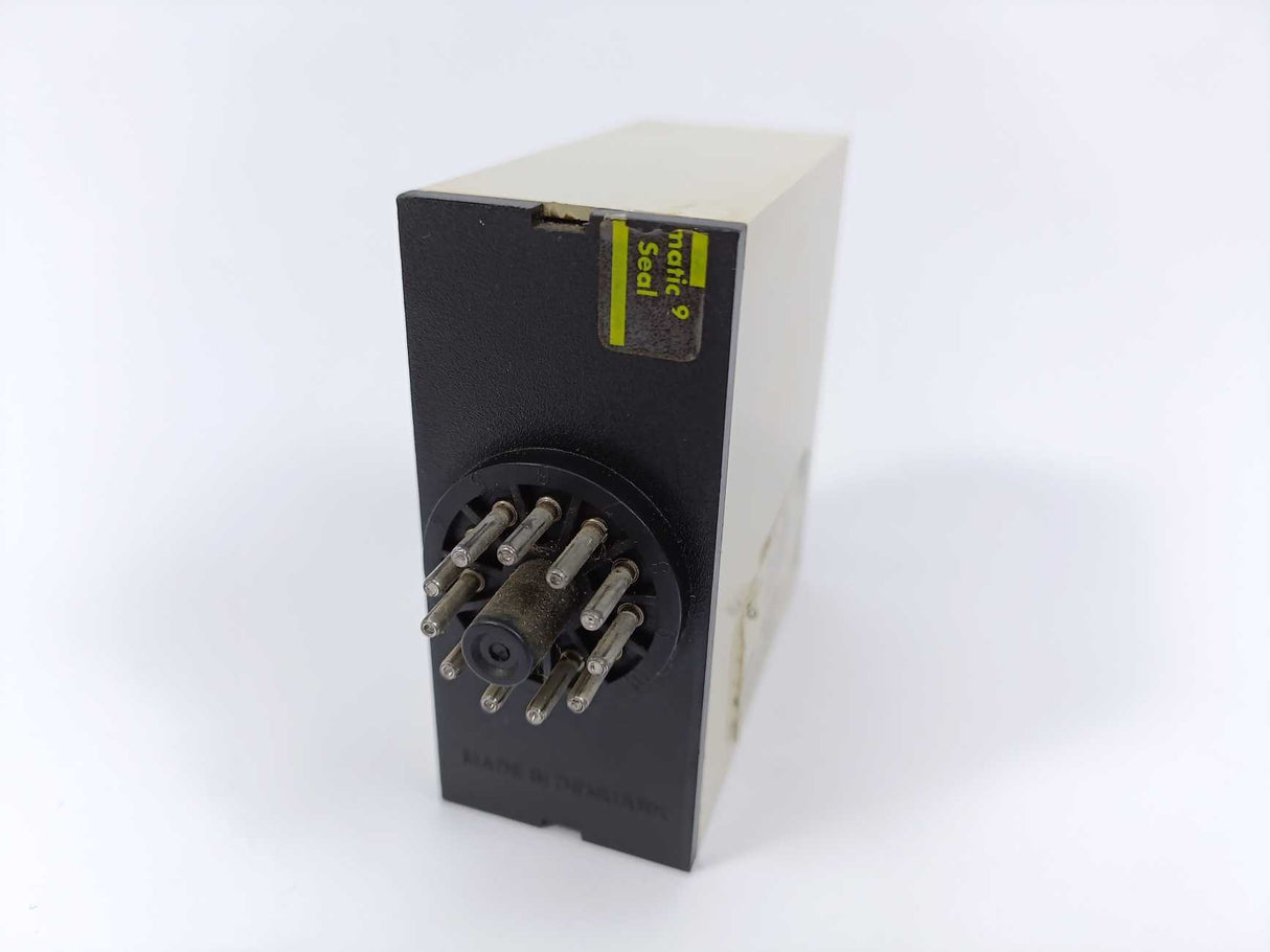 Electromatic SV 110 230 Cond. Liquids Dual Level Relay