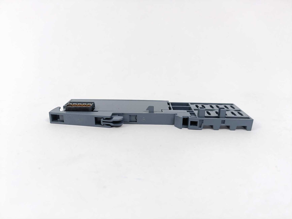 Siemens 6ES7155-6AU02-0BN0 Simatic ET 200SP module w/ 6ES7193-6PA00-0AA0