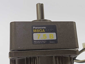 Panasonic  M8RA25GV4L AC Servo Motor 100V 50Hz 0.6A / 100V 60Hz 0.65A