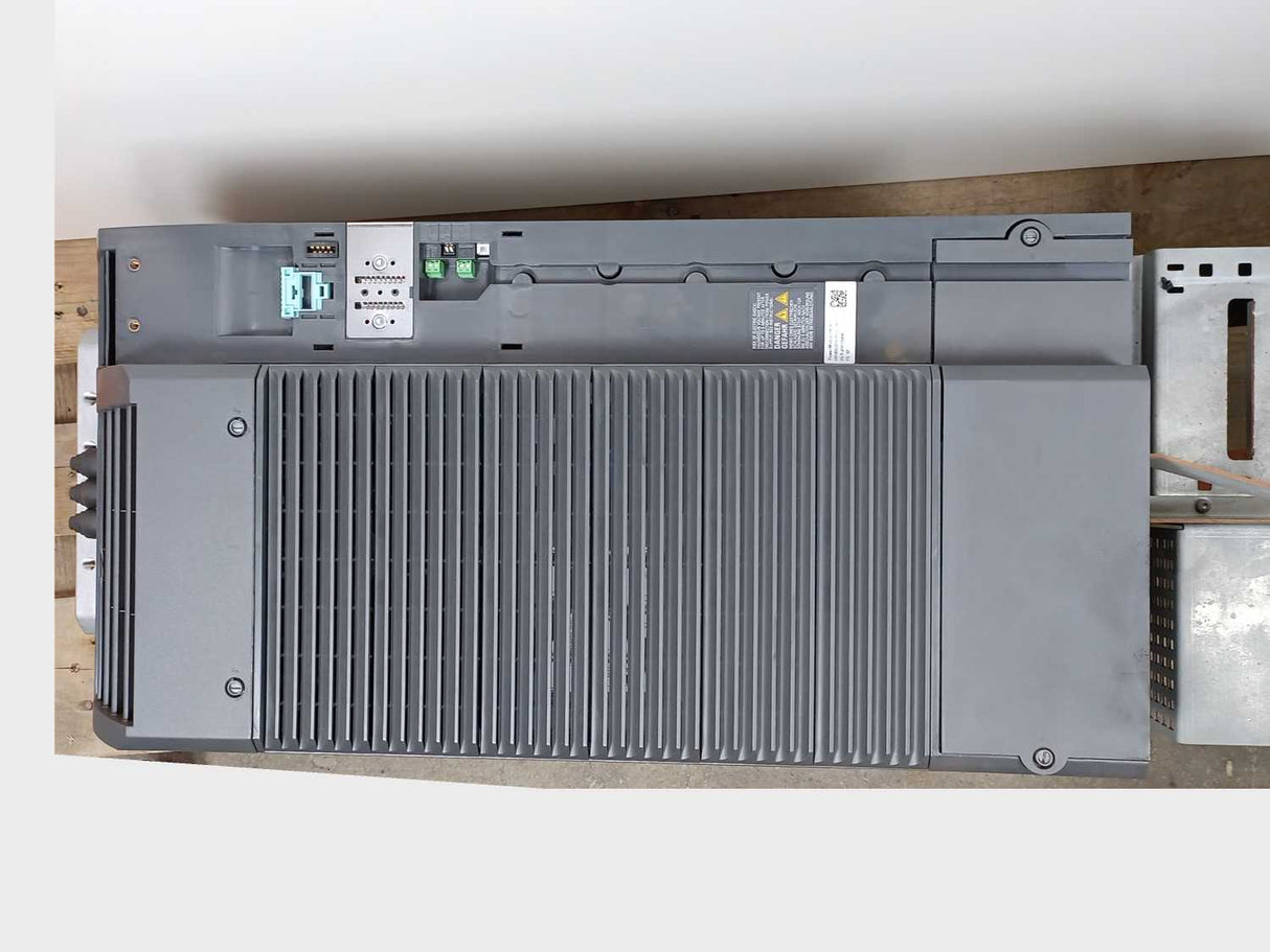 Siemens 6SL3210-1PE31-5AL0 Power Module PM240-2