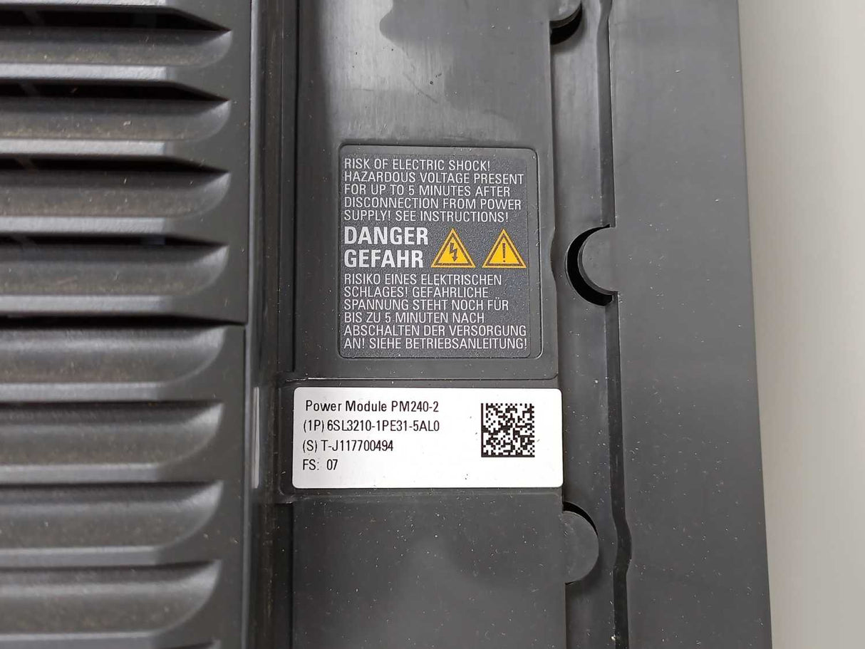 Siemens 6SL3210-1PE31-5AL0 Power Module PM240-2