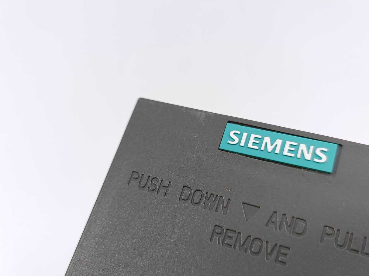 Siemens 6SL3210-1KE18-8AF1 SINAMICS G120C 4 kW Frequency Converter