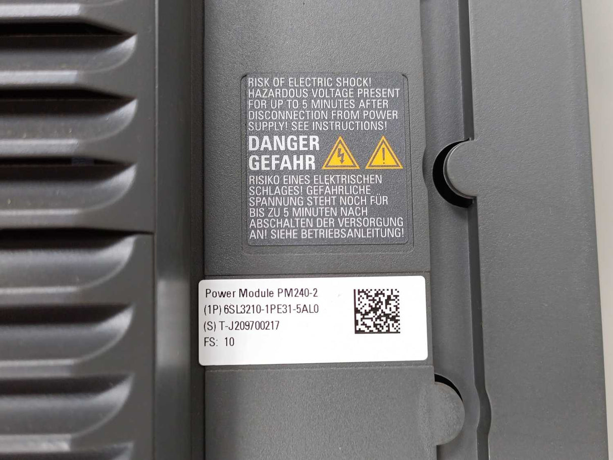 Siemens 6SL3210-1PE31-5AL0 Power Module PM240-2