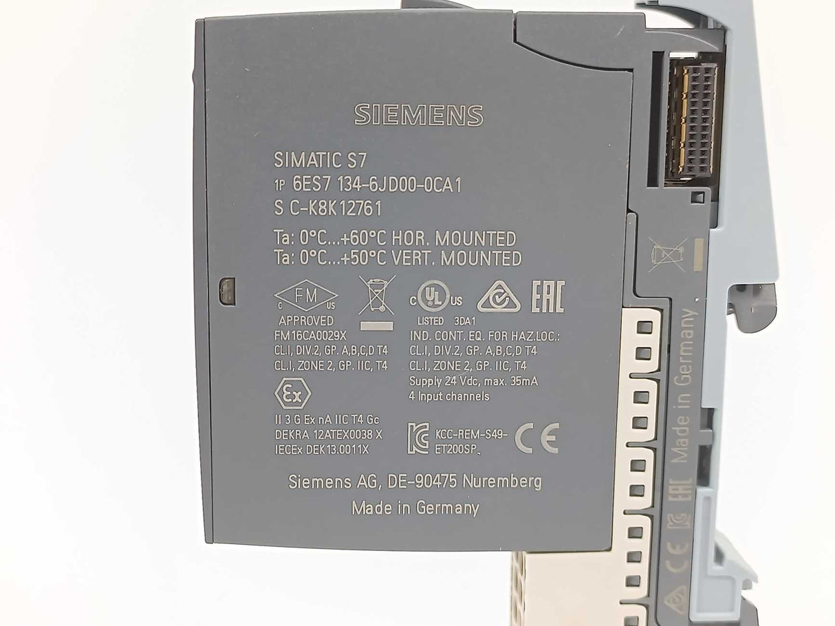 Siemens 6ES7134-6JD00-0CA1 Analog Input Module w/ 6ES7 193-6BP40-0DA1