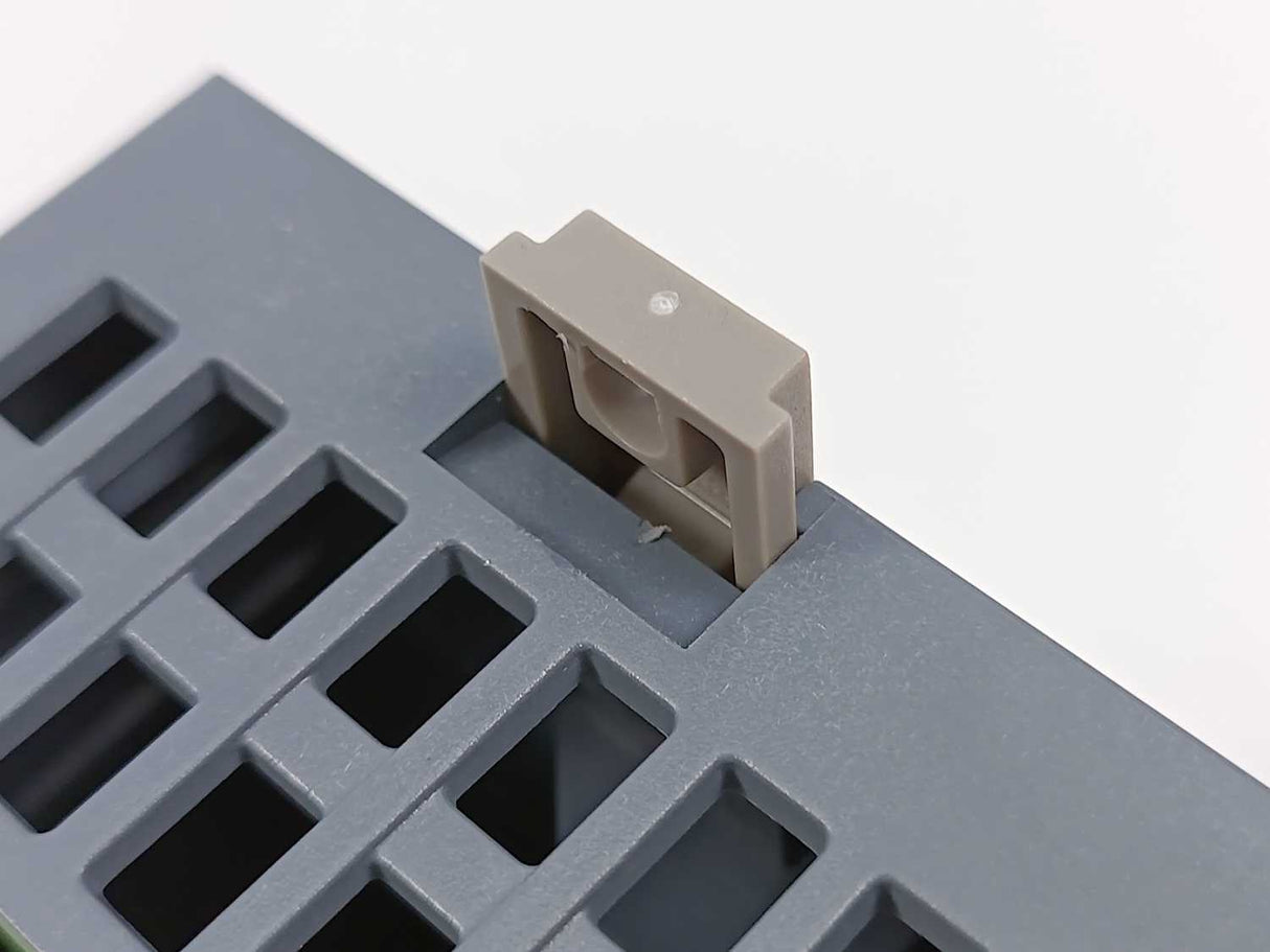 Siemens 6ES7215-1AG40-0XB0 SIMATIC S7-1200, CPU 1215C DC/DC/DC