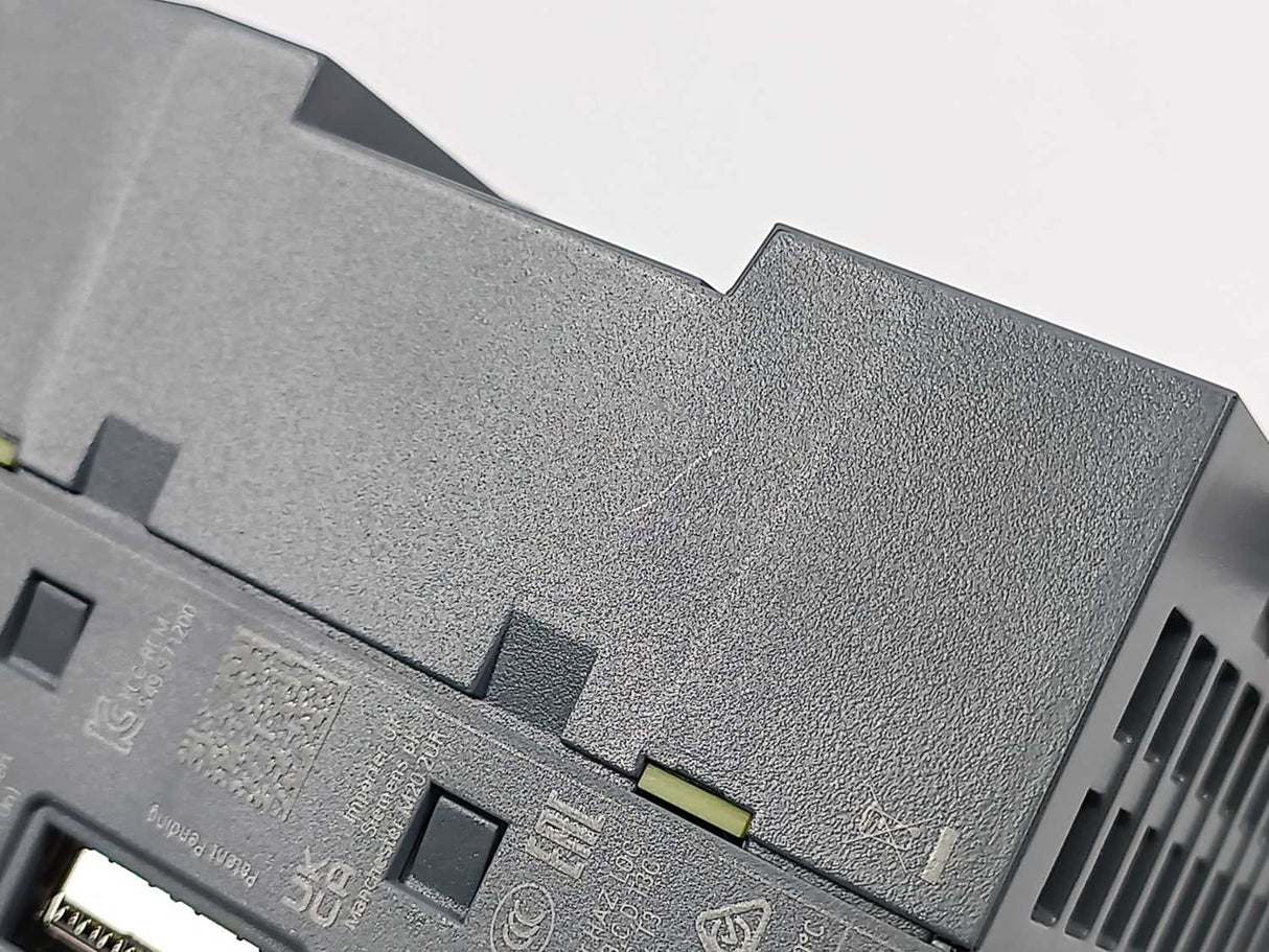 Siemens 6ES7215-1AG40-0XB0 SIMATIC S7-1200, CPU 1215C DC/DC/DC