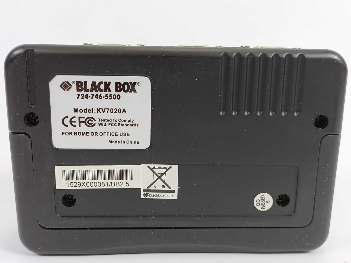Black Box KV7020A ServSwitch 2-Port DT PRO II Desktop KVM Switch