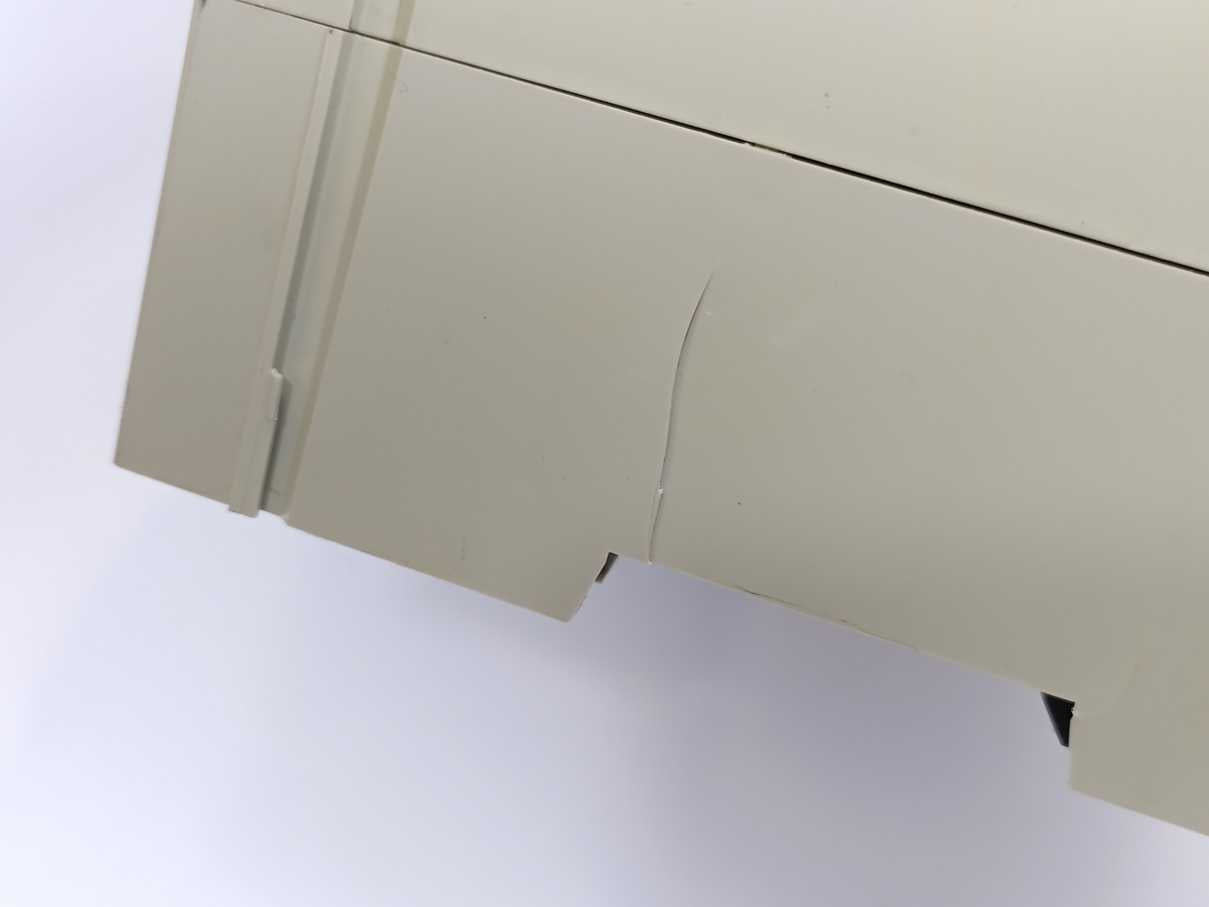 LENZE E32GAC10000C4G8XXX-02S13440000 Controller 3231C