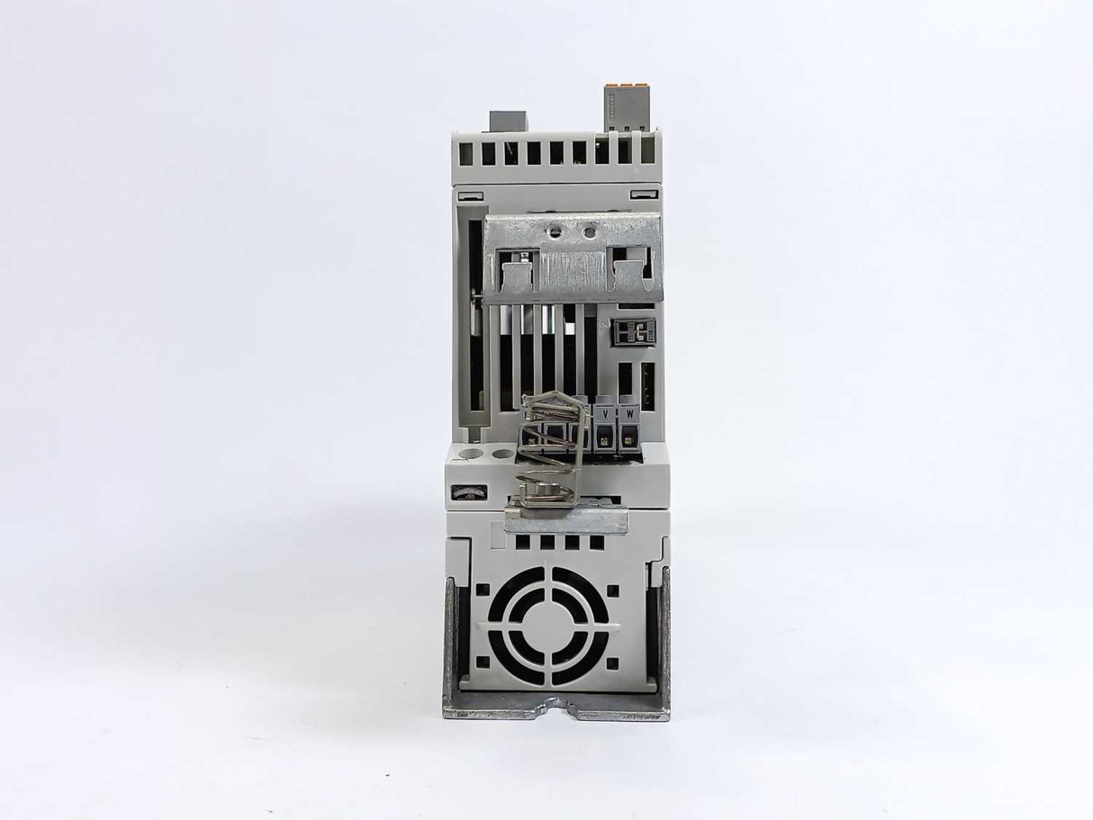 LENZE E84AVSCE1524SX0 StateLine C 8400 Frequency Converter 1.5kW