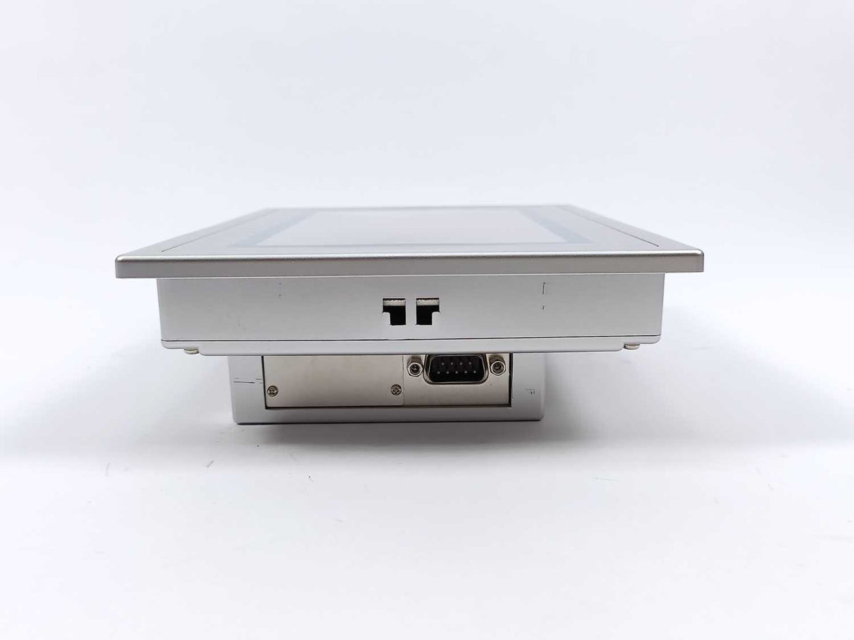 VIPA  62H-MHC0-CB 20,4-28,8VDC, 8VA, 0,4A 7" ECO+ HMI