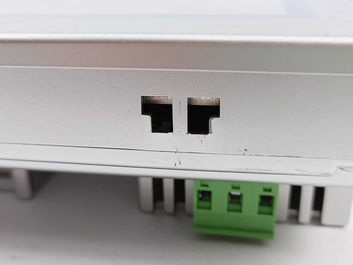 VIPA  62H-MHC0-CB 20,4-28,8VDC, 8VA, 0,4A 7" ECO+ HMI