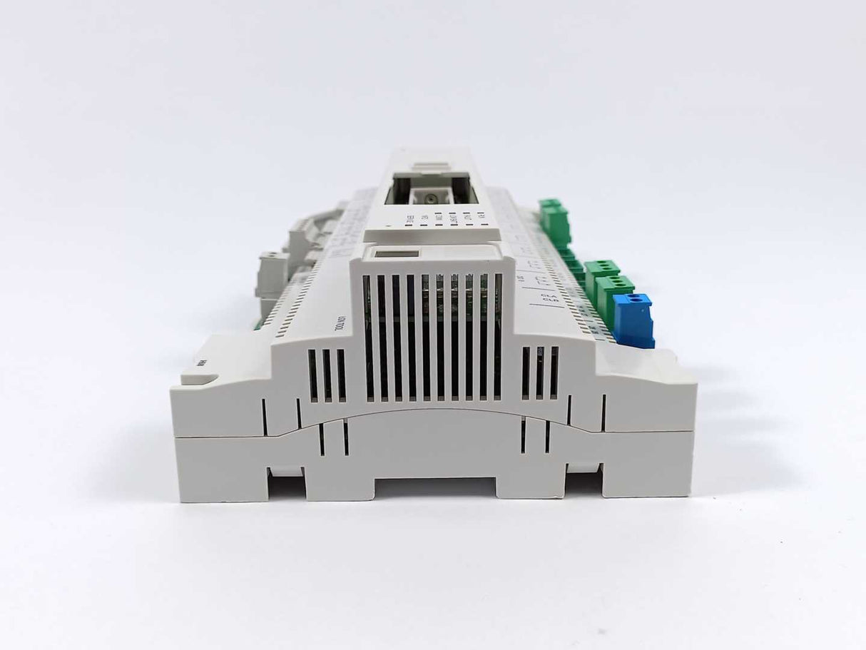 Siemens PXC36.D Automation Station w/ 36 Data Points and BACnet on LonTalk