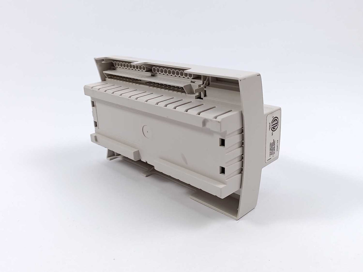 TAC 0-073-0030-0 TAC Xenta 281 Programmable controller