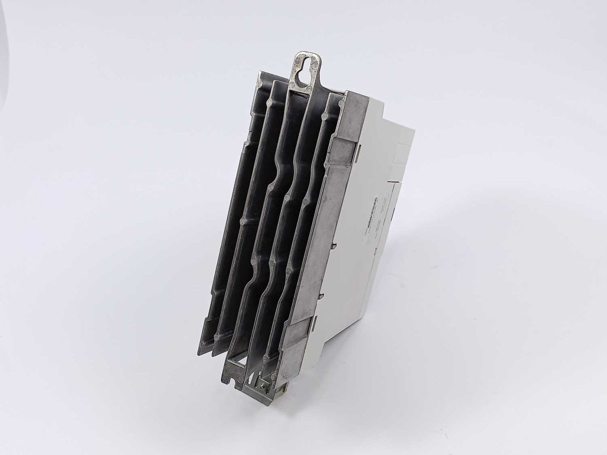 LENZE E84AVSCE3714SX0-ERXXX 15848850 8400 StateLine C 0,37kW Inverter Drive