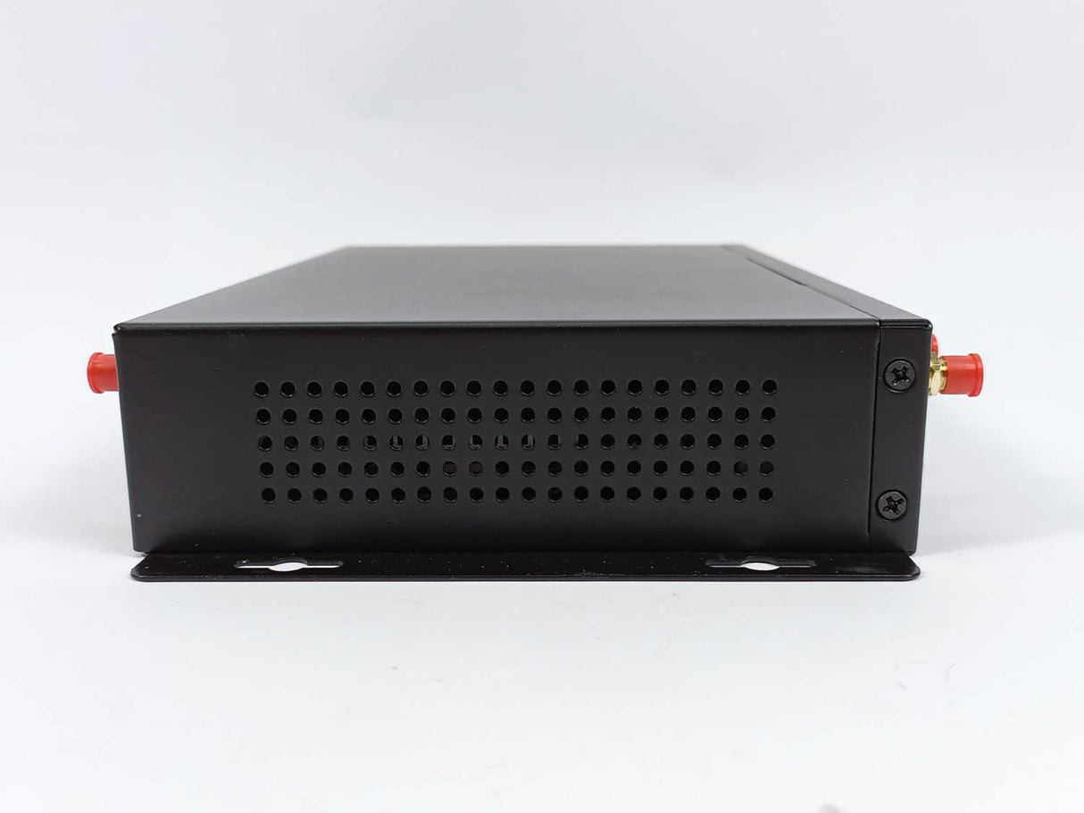 Celerway CWY-5.3-E5C2W2 Stratus 5G Dual Modem Router