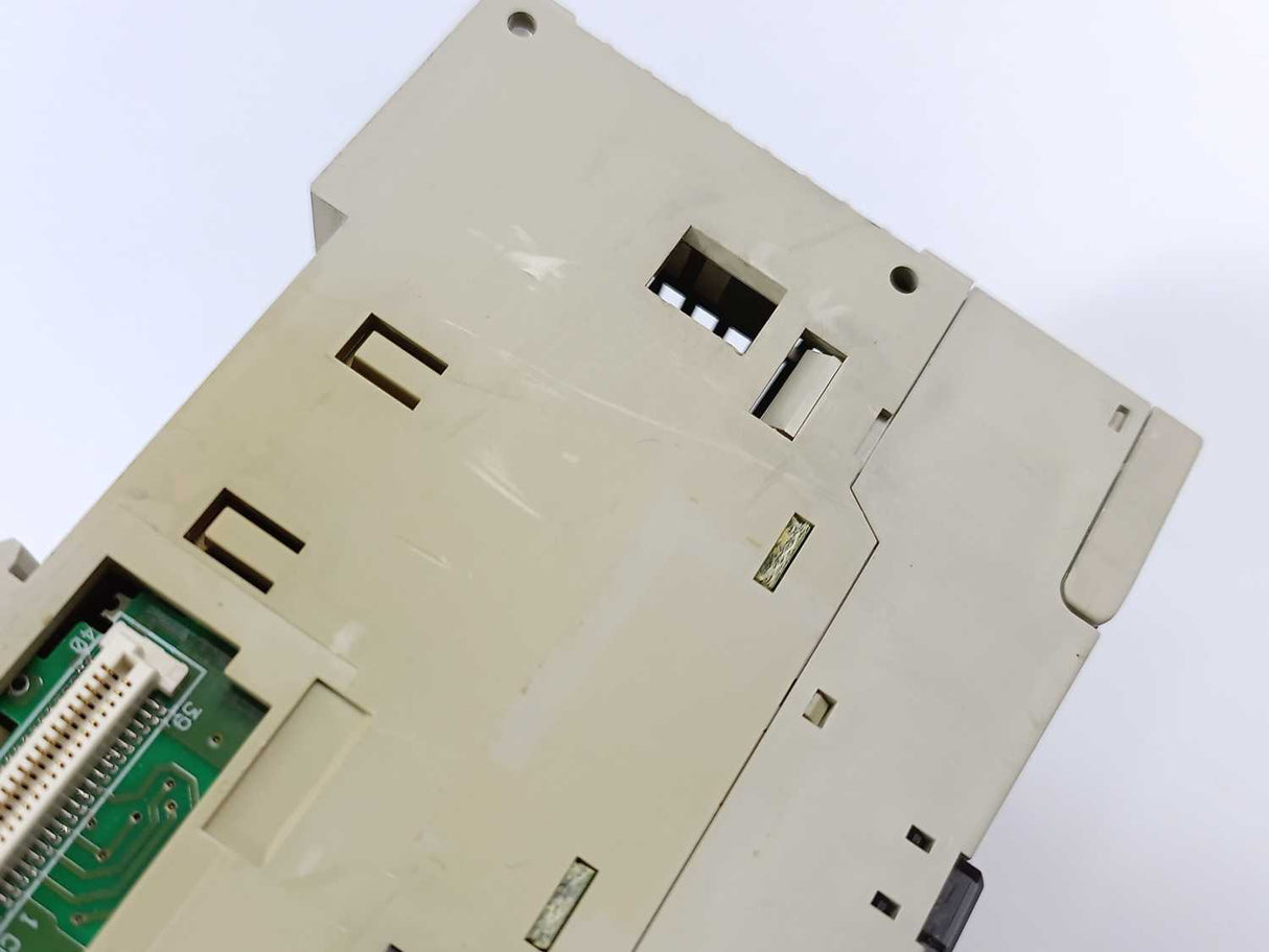 Idec FC4A-C24R2 MicroSmart 100-240VAC 50/60Hz 40VA