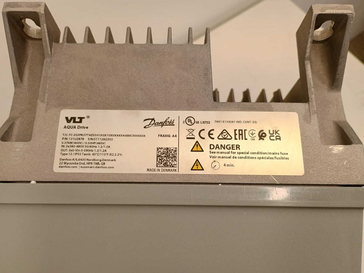 Danfoss 131U2878 VLT Aqua Drive FC-202PK37T4Z55H1XGX1OXSXXXXAXBXCXXXXDX