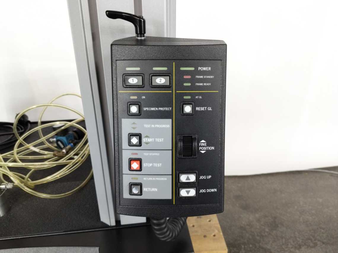 Instron 5564K3692 5564 Advanced Materials Testing System