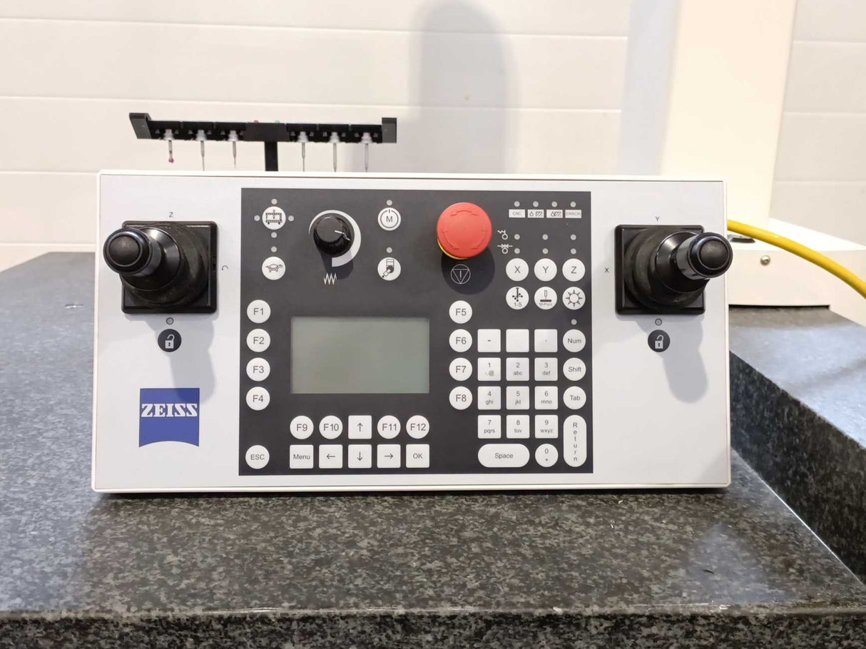 Carl Zeiss VISTA 1620-14 DCC Coordinate Measuring Machine with Joystick